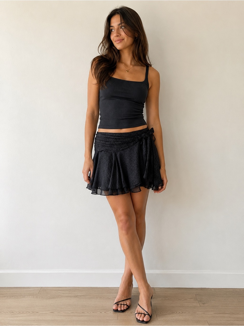 Aerie Wrap Mini Skirt Black & Dark Green Tonal Abstract Print Size M - going out